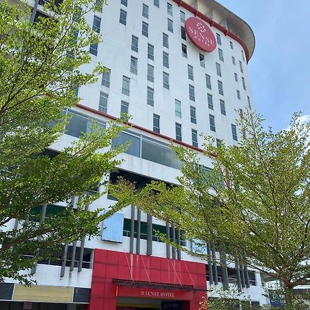 Sense Hotel Taiping Exteriör bild